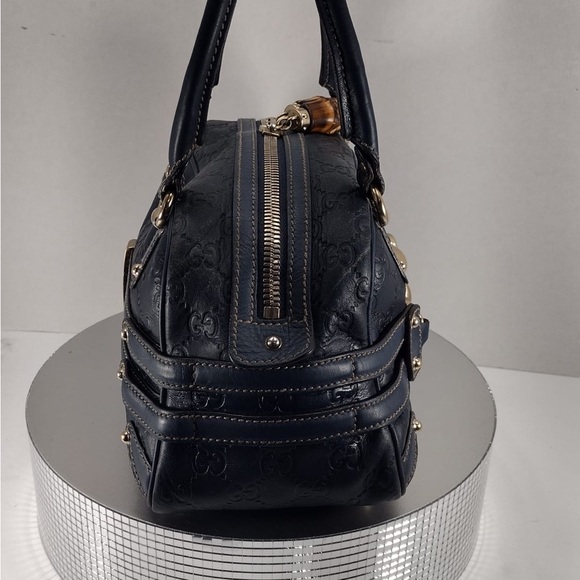 Gucci blue Leather Handbag pre owned Exellent condition - Picture 4 of 16